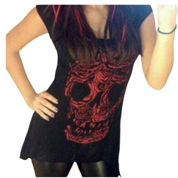 United Rockers Skull Graphic Black Tee Shirt Top size Medium short sleeve - Picture 9 of 9